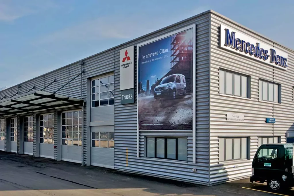 Bild: Variotex Wechselrahmen Mercedes-Benz